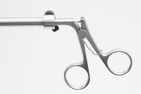 Summit TR1451 Laparoscopic Claw Forceps - Image 2